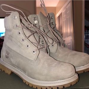 Grey Timberland Boots! Only worn once!